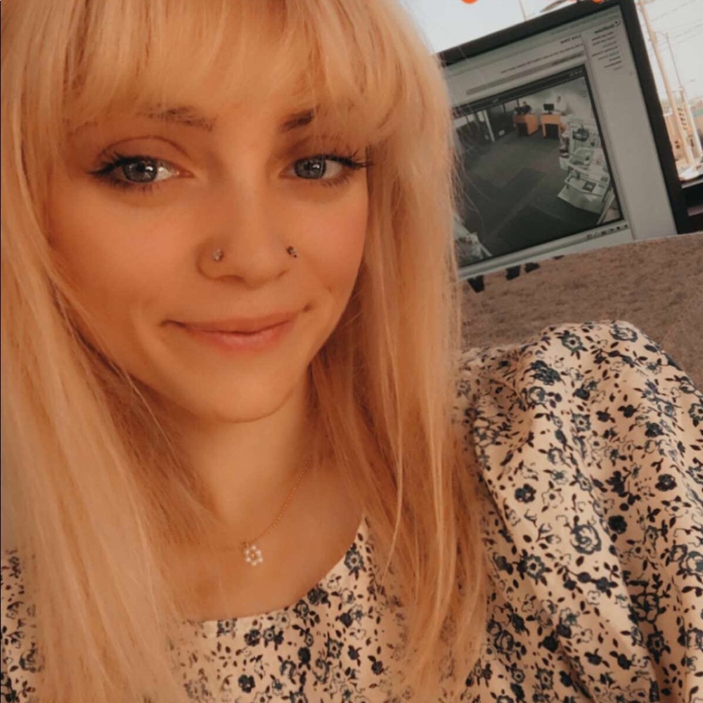 Meet your Posher, Megan